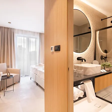 Uyo And * 스플리트