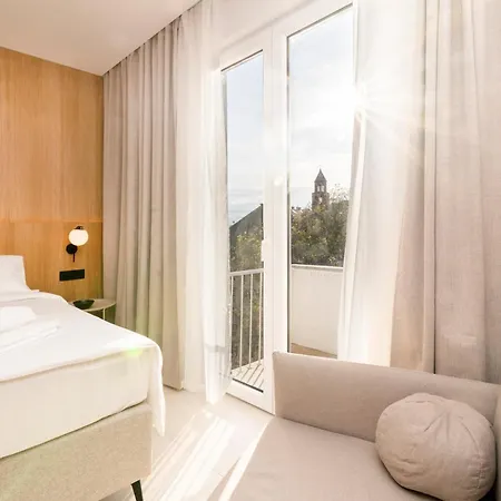 Uyo And * 스플리트