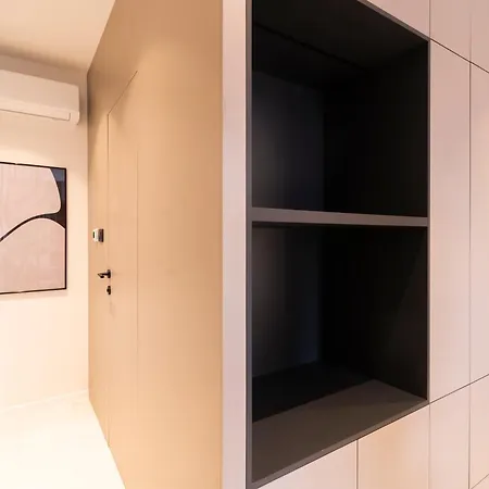 Uyo And * سبليت